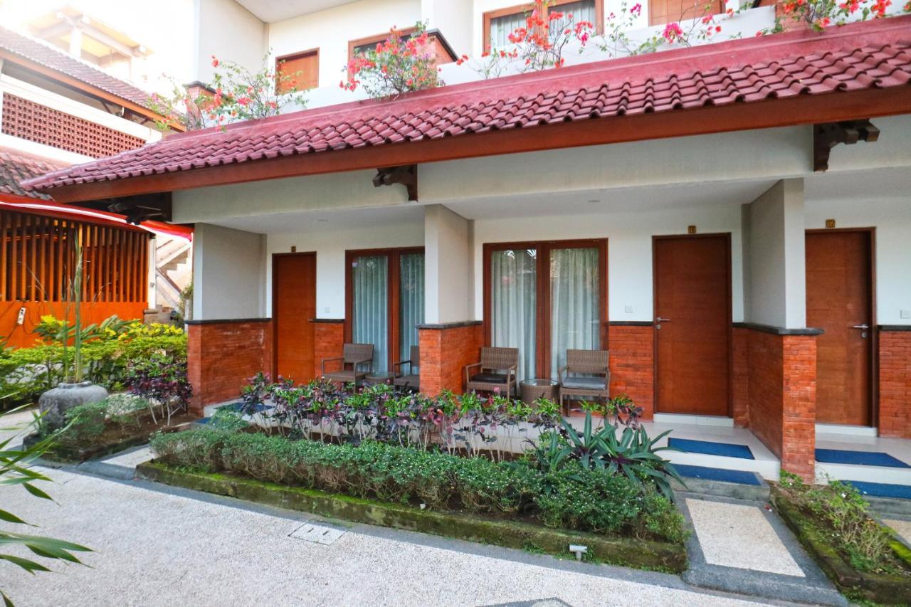 Hotel Sinar Bali Legian Kültér fotó